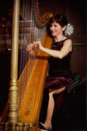 Stephanie at the harp