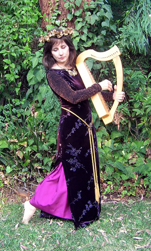 medieval style Ardival harp